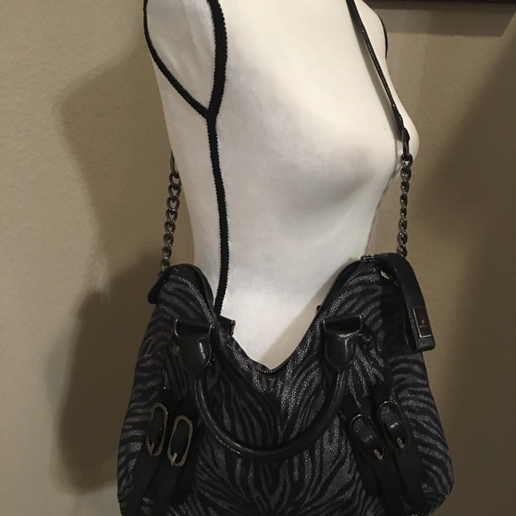 👛👜NWOT - MICHELE SHOULDER BAG - Picture 8 of 11